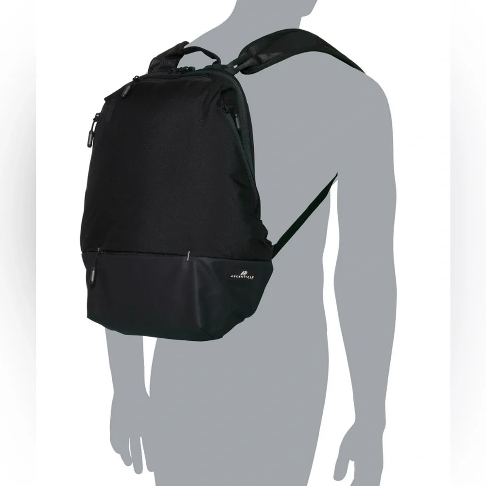 NWOT Ascentials Pro Spire Backpack, Unisex